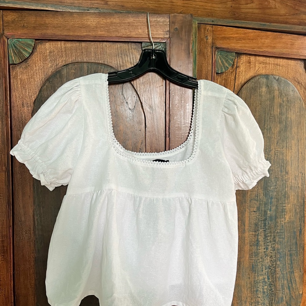 White Puff Sleeve Top